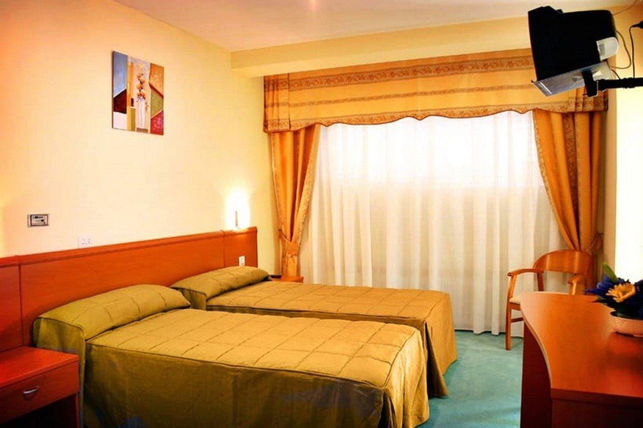 Hotel Las Vinas Arteixo Buitenkant foto