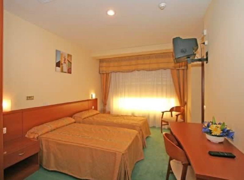 Hotel Las Vinas Arteixo Buitenkant foto